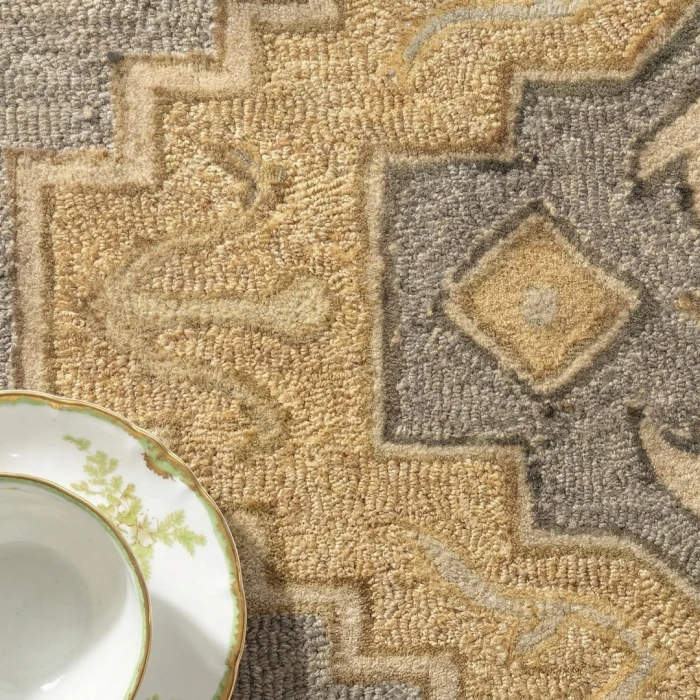 LR Home Petros Gray Lucien 2ft. x 3ft. Rect. Rug