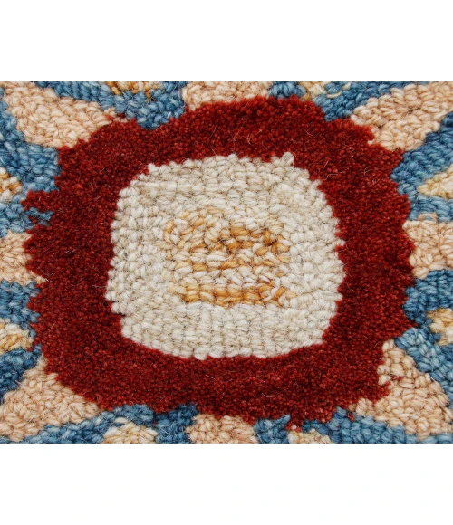 LR Home LR AREA RUG 22131 Beige 4'-10" X 4'-10" Round Rug