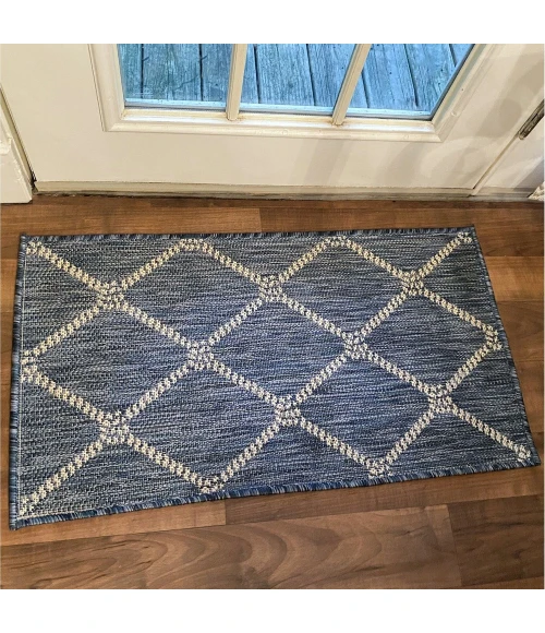 LR Home SEASIDE 81875 Azure/ White 1'10" X 3'0 Rect. Rug
