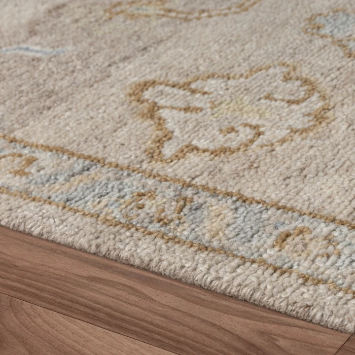 LR Home Senneh Cream Cuero 9ft. x 12ft. Rect. Rug
