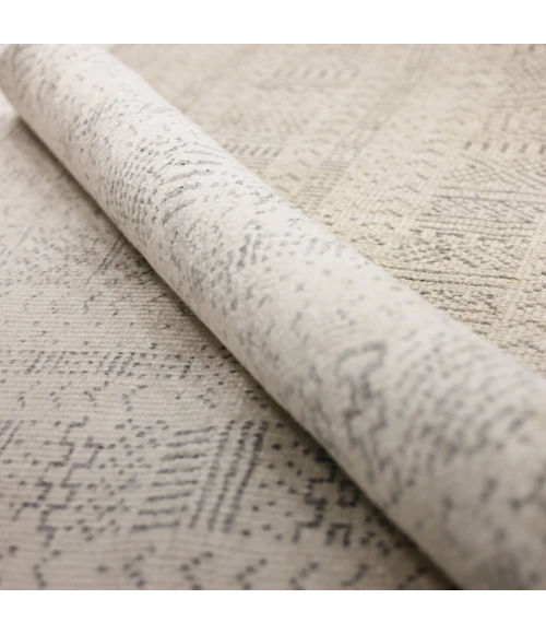 LR Home Sobek White SOBEK 9ft. x 12ft. Rectangle Rug