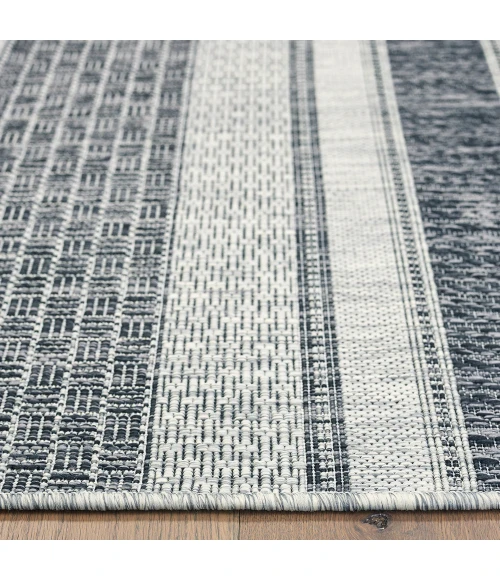 LR Home Sun Shower 81246 Gray/ Black 7'9" X 9'9 Rect. Rug