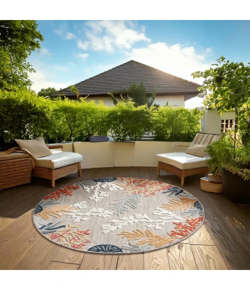 LR Home Veranda Beige VERND 5ft.3in. x 5ft.3in. Round Rug