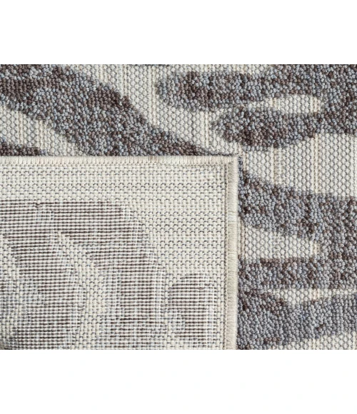 LR Home Westport 82293 Light Blue/ Ivory 5'0" X 7'0 Rect. Rug