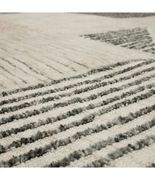 Karastan Central Valley Tan 9' 6" x 12' 11" Area Rug