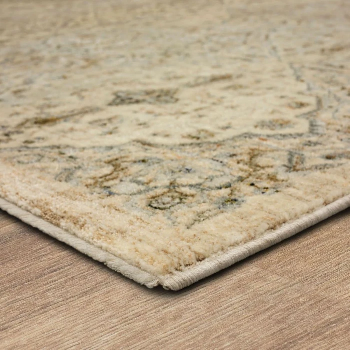 Karastan Gloriana Cream 2' 6" x 7' 10" Area Rug