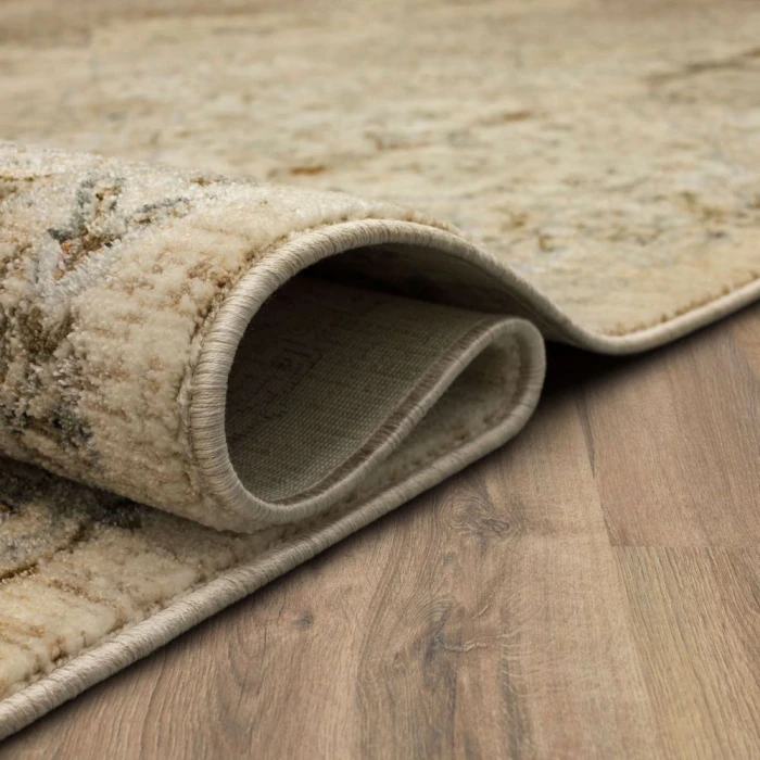 Karastan Gloriana Cream 2' 6" x 7' 10" Area Rug