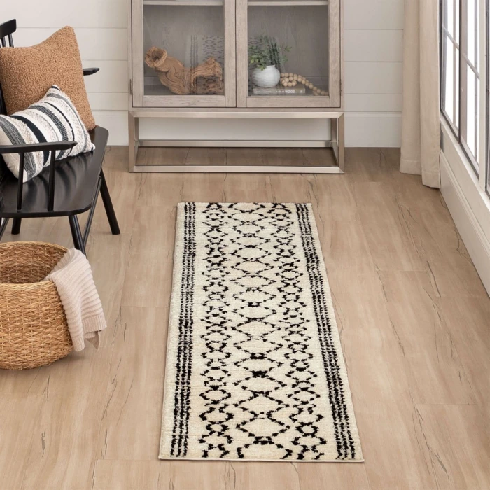 Karastan Traverse Paragon 2' x 8' Area Rug