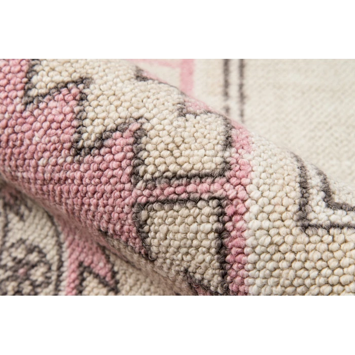 Momeni Anatolia Area Rug ANA-2 Pink 5'3 X 7'6