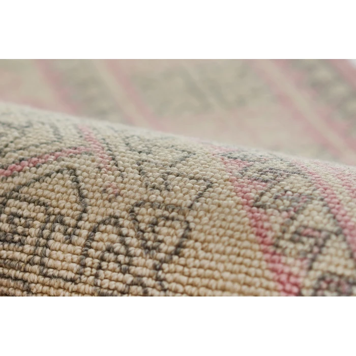 Momeni Anatolia Area Rug ANA10 Pink 5'3 X 7'6