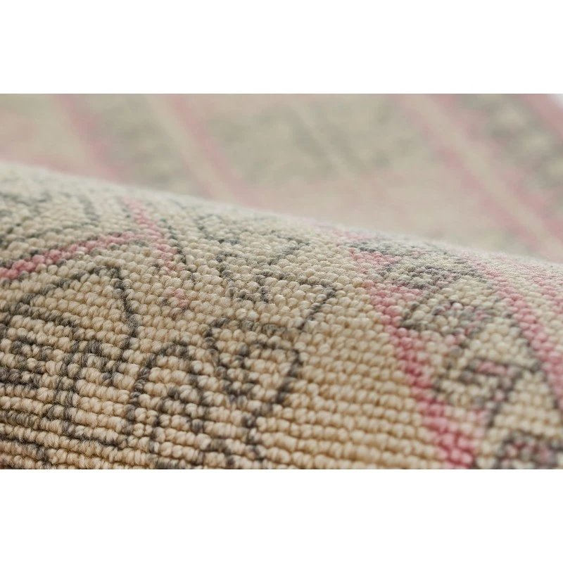 Momeni Anatolia Area Rug ANA10 Pink 6'6 X 9'