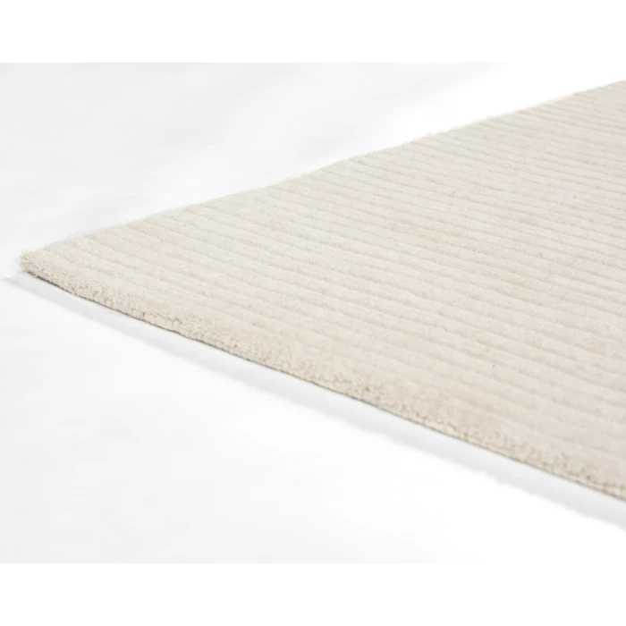 Momeni Asher ASH-1 White 2 ft. 6 in. X 8 ft. Runner Rug