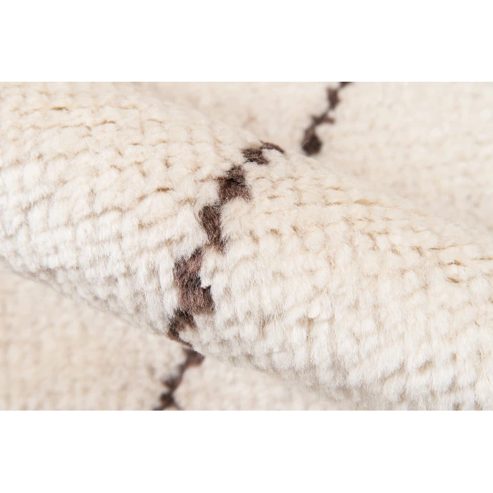 Momeni Atlas Ivory ATL-5 5 ft. X 8 ft. Rect. Rug