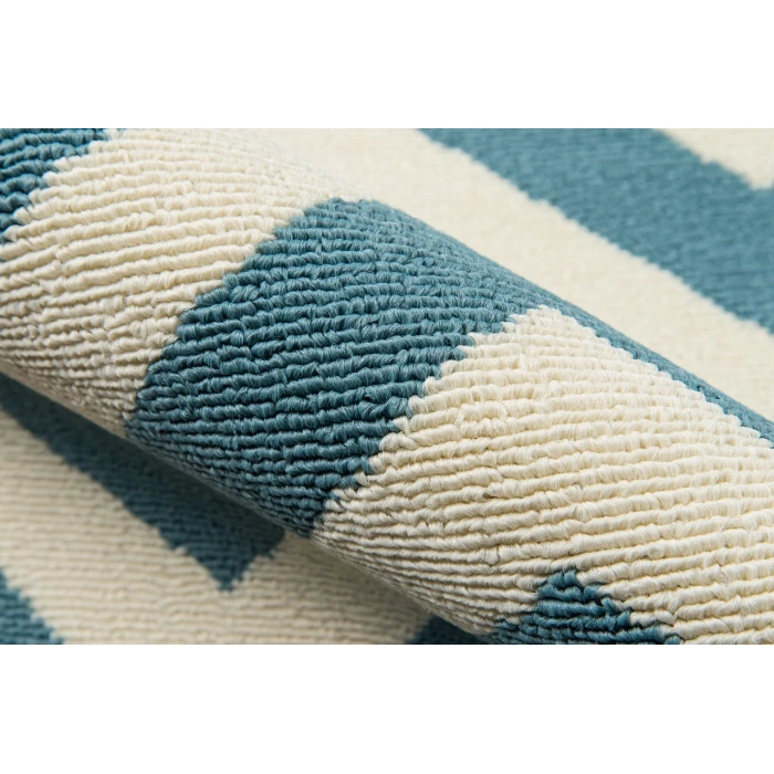 Momeni Baja Area Rug BAJ-9 Chevron Blue 5'3 X 7'6