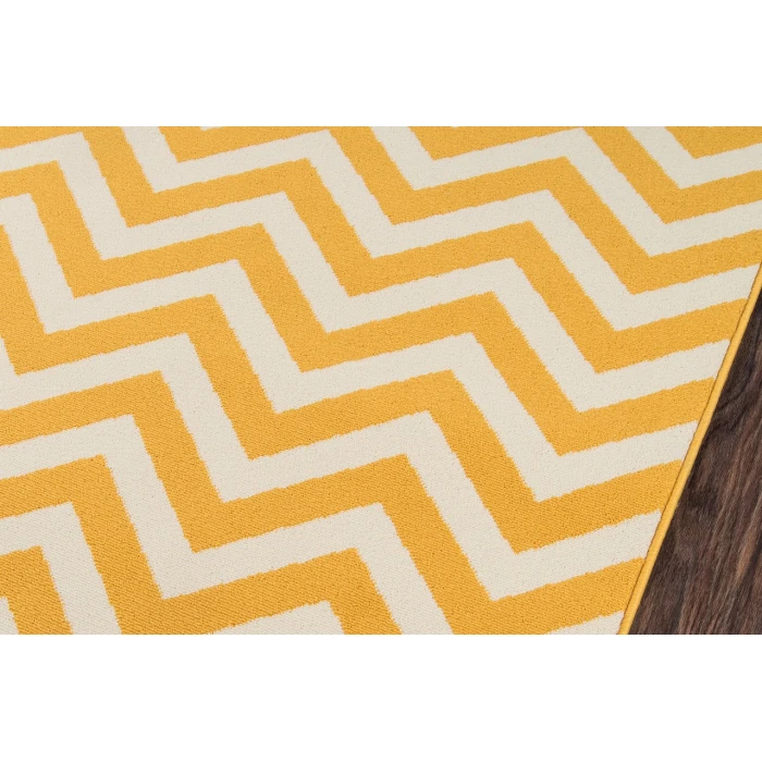 Momeni Baja Area Rug BAJ-9 Chevron Yellow 5'3 X 7'6
