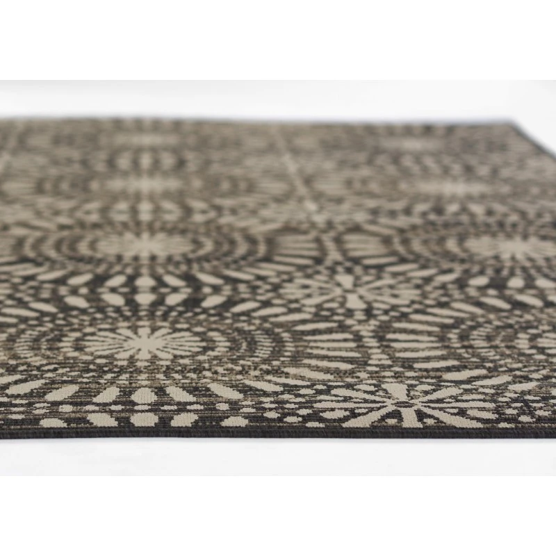 Momeni Baja BAJ39 Neutral 6'7" X 9'6" Area Rug