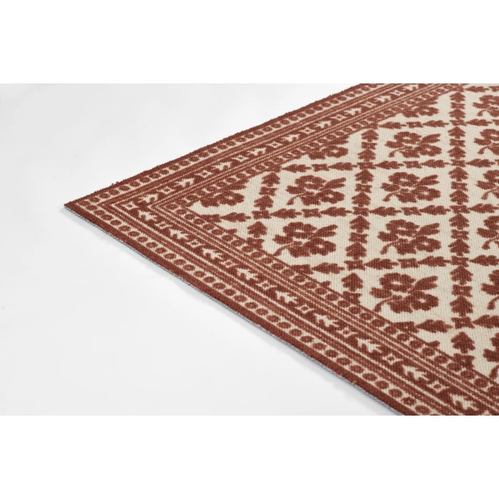 Momeni Bibury Red BIB-1 2ft. X 3ft. Rect. Rug