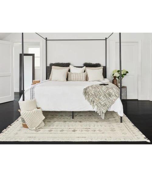Momeni Bristol Area Rug BRS-4 Ivory 5' X 8'