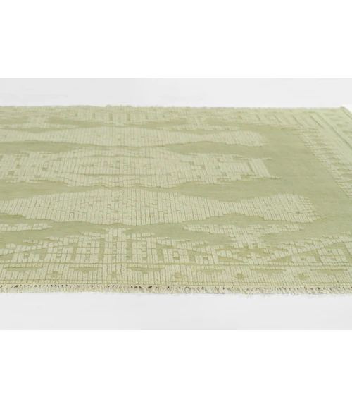 Momeni Bristol Green BRS10 2ft.3in. X 8ft. Rect. Rug