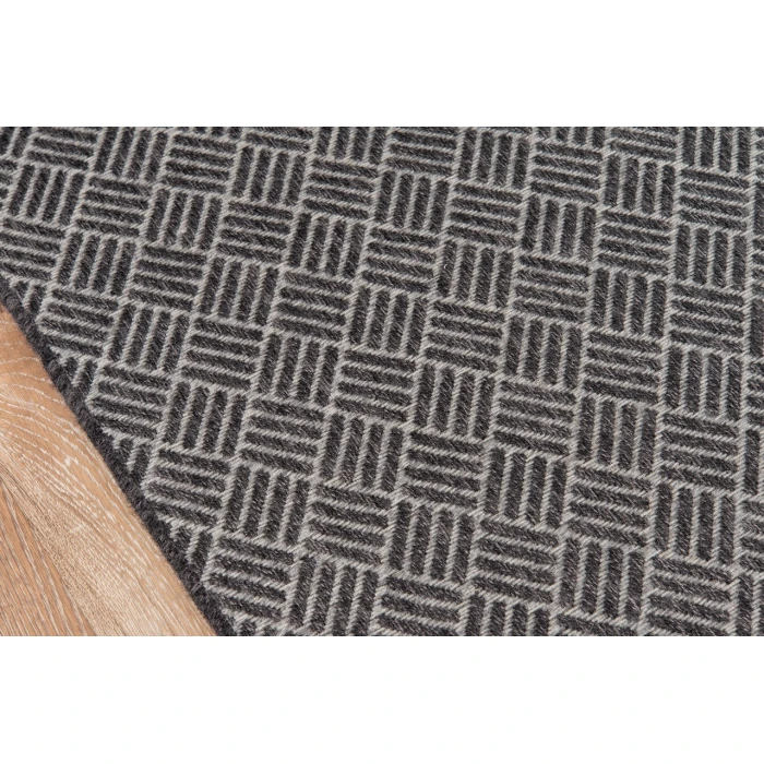 Momeni Como Black COM-4 5ft. X 7ft.6in. Rect. Rug