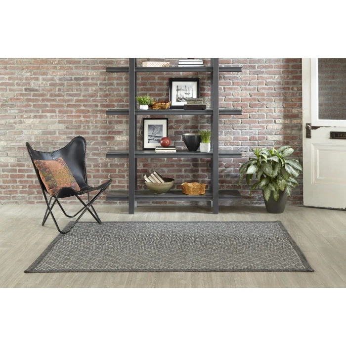 Momeni Como Black COM-4 5ft. X 7ft.6in. Rect. Rug