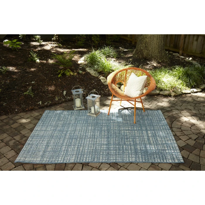 Momeni Como Blue COM-6 2ft.7in. X 7ft.6in. Rect. Rug
