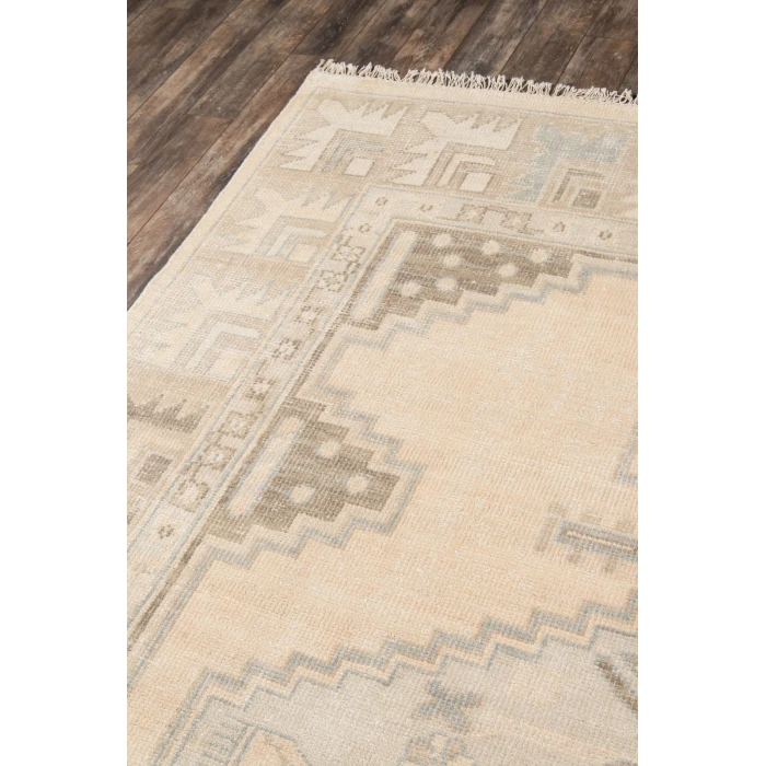 Momeni Concord Area Rug CRD-1 Walden Beige 2' X 3'