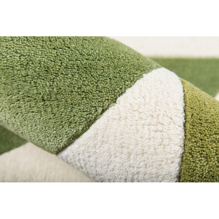 Momeni Delmar Area Rug DEL-6 Agatha Side Triangle Lime 3'6 X 5'6