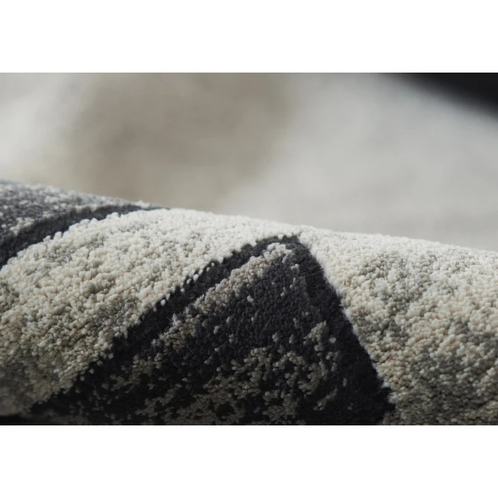 Momeni Edition EDI-4 Charcoal 5'1" X 7'7" Area Rug