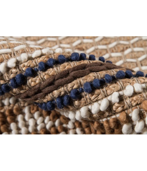 Momeni Esme Area Rug ESM-2 Ivory 2'3 X 7'6 Runner