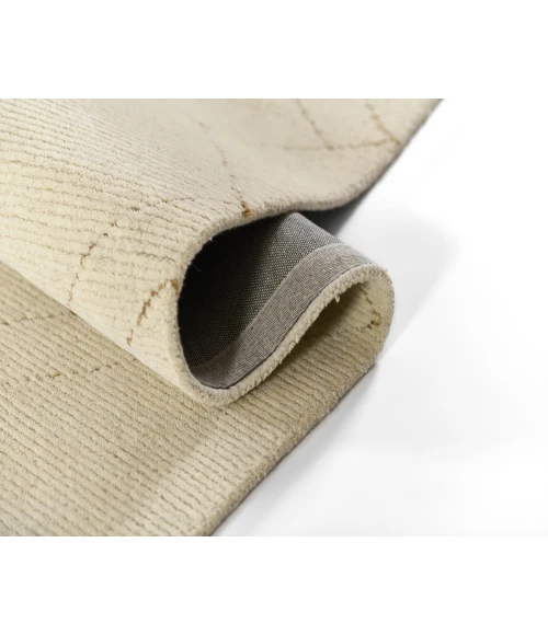 Momeni Everett EVT-4 Ivory 5 ft. X 8 ft. Rectangle Rug