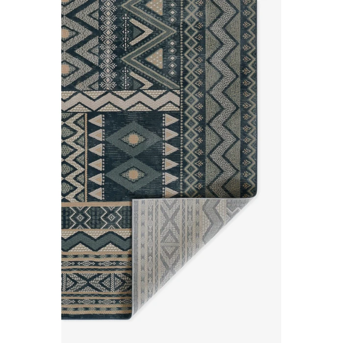 Momeni Genevieve Area Rug GNV-9 Blue 1'10 X 2'10