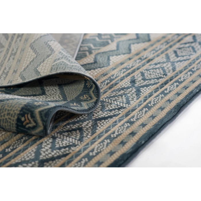 Momeni Genevieve Area Rug GNV-9 Blue 1'10 X 2'10