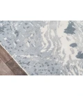 Momeni Illusions Area Rug IL-05 Grey 5' X 7'6