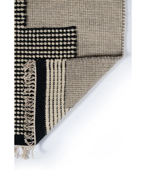 Momeni Karl Area Rug KRL-1 Jules Black 5' X 7'6
