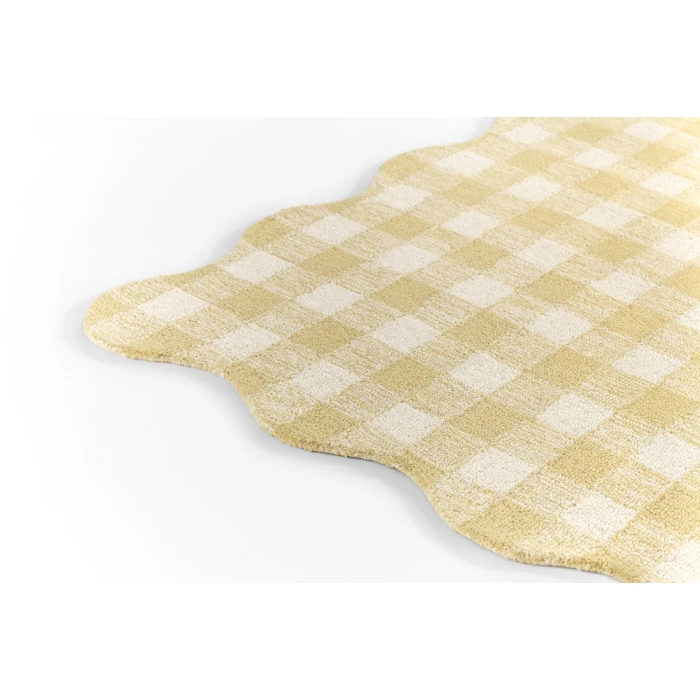 Momeni Lily Yellow LIY-1 2ft.3in. x 8ft. Rect. Rug