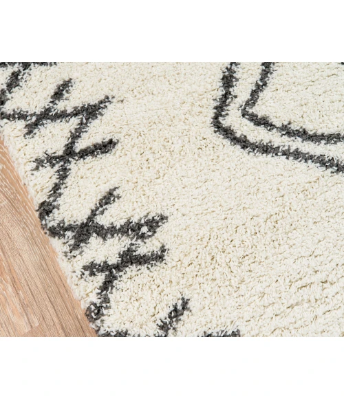 Momeni Maya Area Rug MAY-1 Ivory 3'11 X 5'7