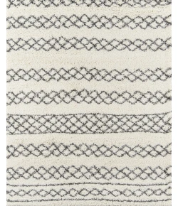 Momeni Maya May-3 Ivory Area Rug 2 ft. 3 in. X 7 ft. 6 in. Runner