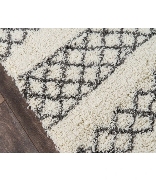 Momeni Maya Area Rug MAY-3 Ivory 2'3 X 7'6 Runner