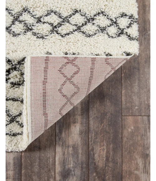 Momeni Maya Area Rug MAY-3 Ivory 2'3 X 7'6 Runner