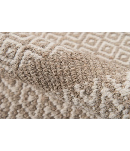 Momeni Mesa Area Rug MES-9 Beige 2' X 3'