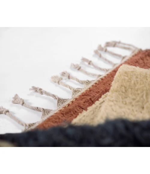 Momeni Neo NEM-2 Multi 2 ft. X 3 ft. Rectangle Rug