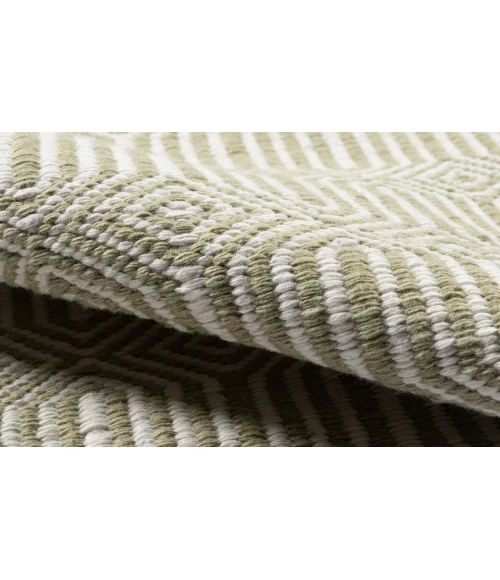 Momeni Newton Area Rug NWT-1 Holden Green 2'3 X 8' Runner