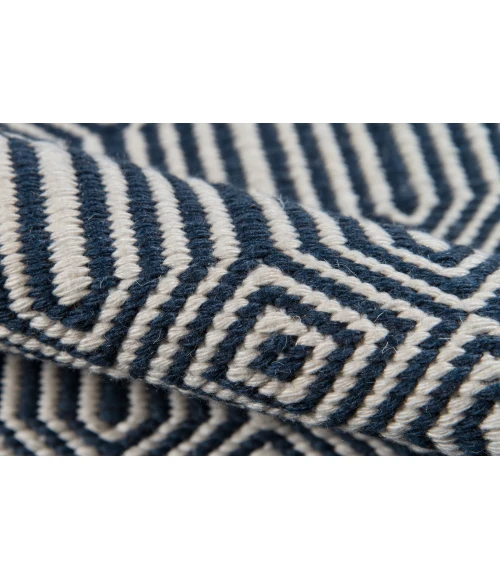 Momeni Newton Area Rug NWT-1 Holden Navy 2'3 X 8' Runner