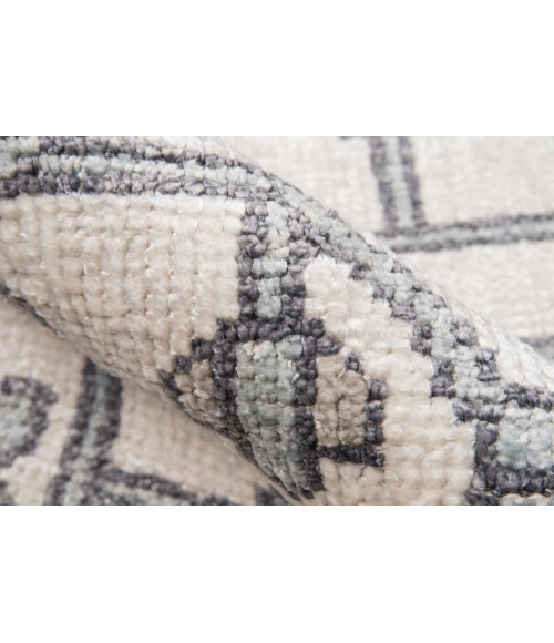 Momeni Nova Area Rug NOV-3 Ivory 2' X 3'