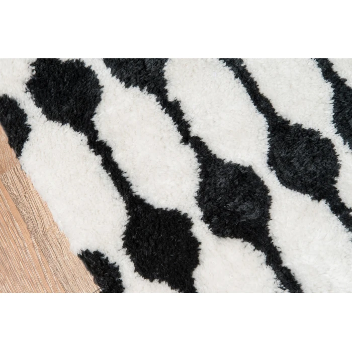 Momeni Retro Area Rug RET-4 Stockings Black 2' X 3'