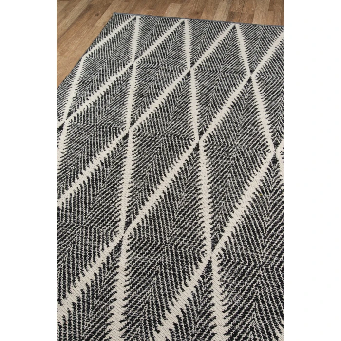 Momeni River Area Rug RIV-1 Beacon Black 7'6 X 9'6