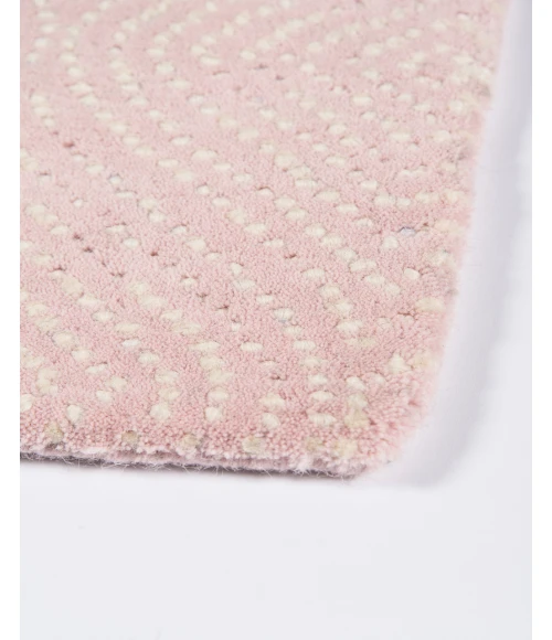 Momeni Roman Holiday Area Rug ROH-1 Via del Corso Pink 2' X 3'