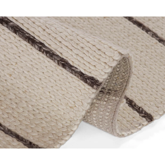 Momeni Twine TWI-1 Ivory 2 ft. 6 in. X 8 ft. Runner Rug