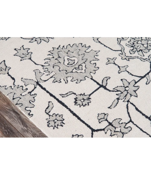 Momeni Valencia Area Rug VAL-4 Ivory 2' X 3'